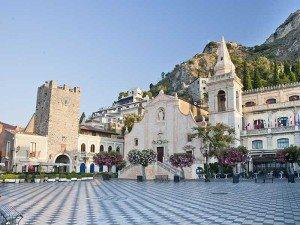 taormina_piazza_9_aprile